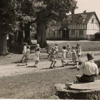 Old Well Cottage, Village Green, Children Playing, c.1900s