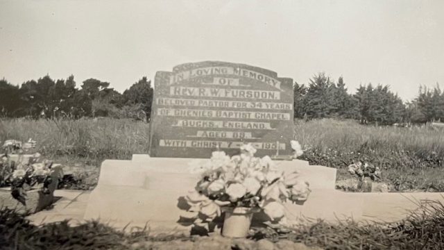 Rev Fursdon's grave NZ